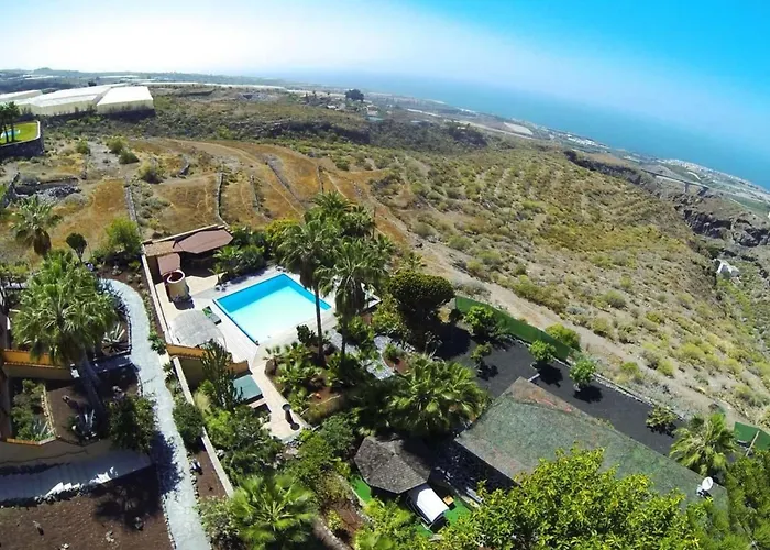 Schoene Sanjuan Mit Pool Und Meerblick By Interhome * Guía de Isora