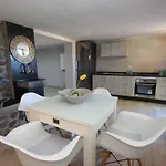 Nyaraló Schoene Sanjuan Mit Pool Und Meerblick By Interhome *