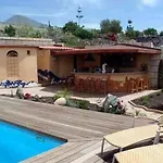 Nyaraló Schoene Sanjuan Mit Pool Und Meerblick By Interhome