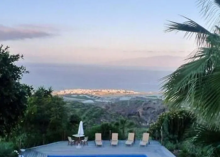 Schoene Sanjuan Mit Pool Und Meerblick By Interhome *