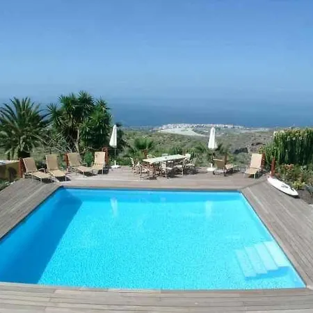 Schoene Sanjuan Mit Pool Und Meerblick By Interhome