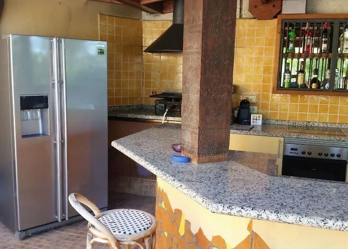Schoene Sanjuan Mit Pool Und Meerblick By Interhome * Guia de Isora (Tenerife)